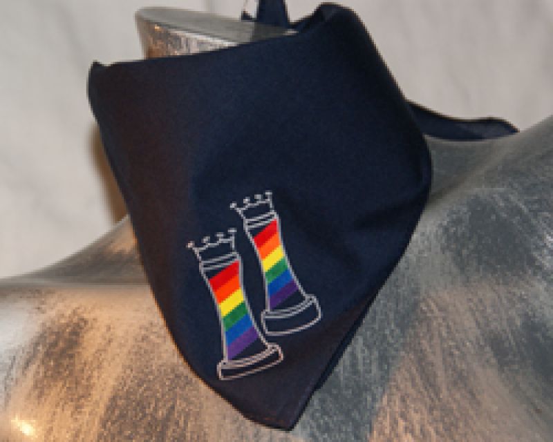 Dame - schwarzes Bandana